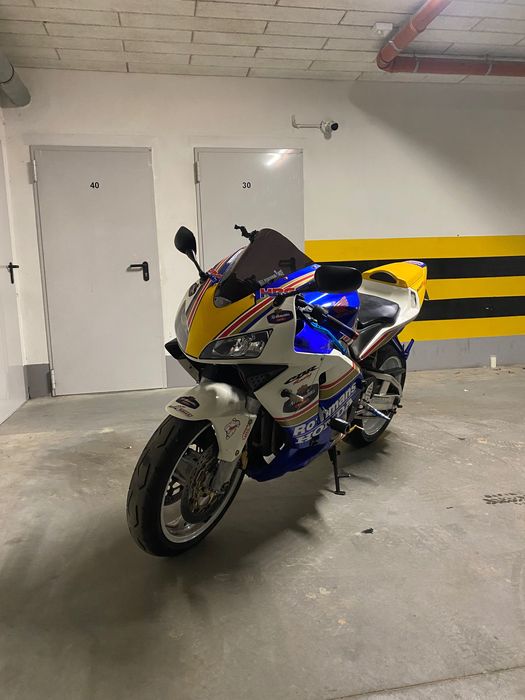 Honda CBR600rr pc37 2004r.