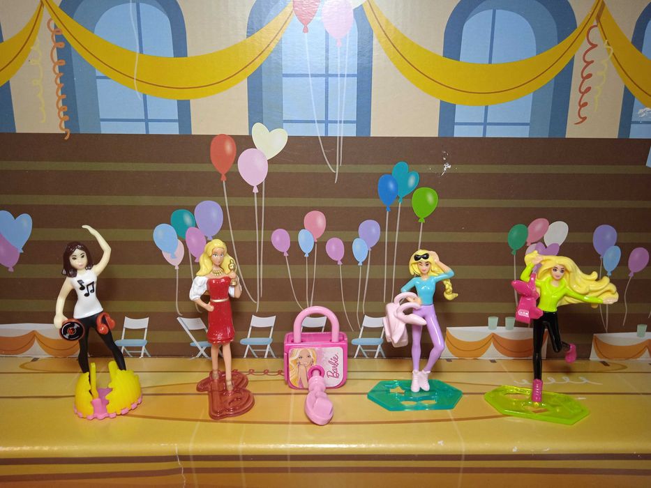 Фигурка Барби из коллекций киндер