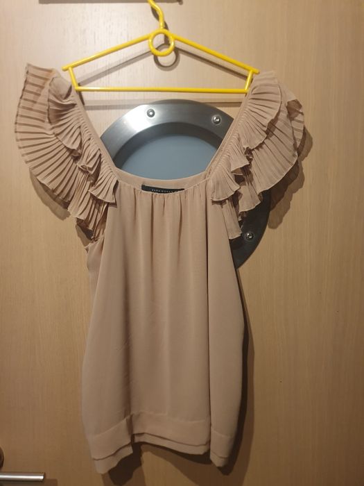 Beżowa bluzka letnia