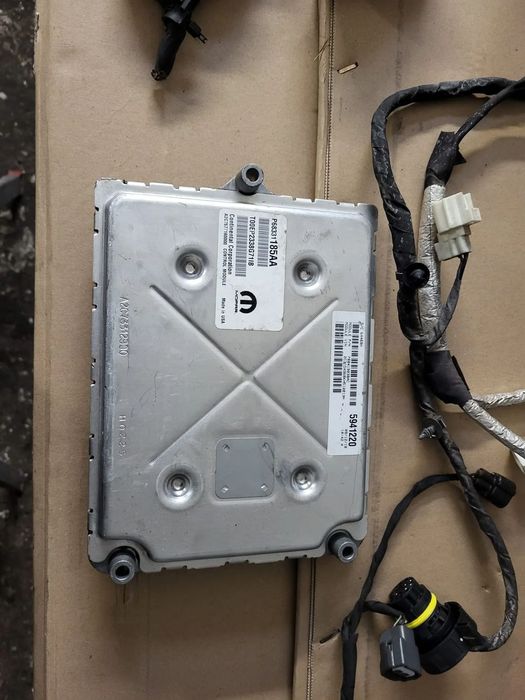 Dodge challenger charger srt  6.4 sterownik silnika