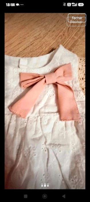 Vestido midi floral, totalmente novo. Tamanho M.