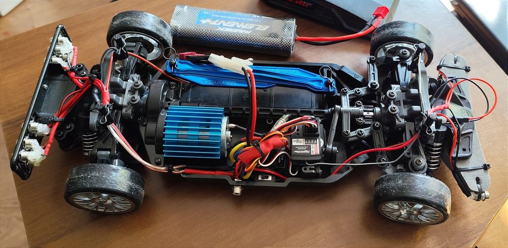 ホビーラジコン tt-02 1/10RC XB MOTUL AUTECH Z (TT-02シャーシ): RCモデル｜TAMIYA