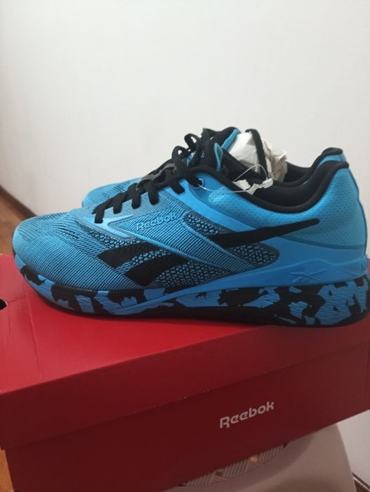 2 tênis da Sportzone