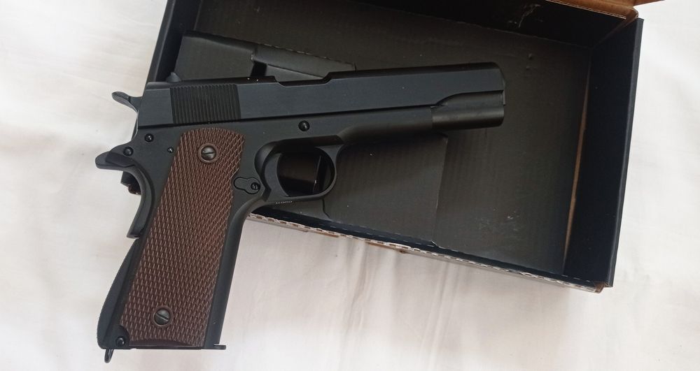 Pistola M1911 airsoft Nova Green gás