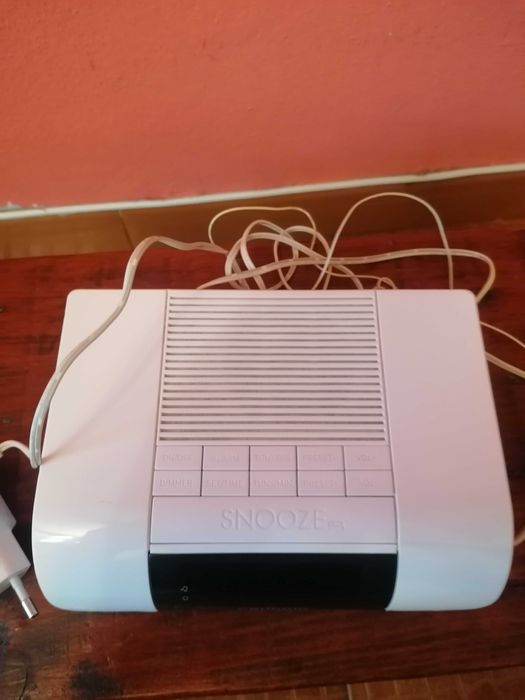 Alarm Clock/Radio64283966020353121