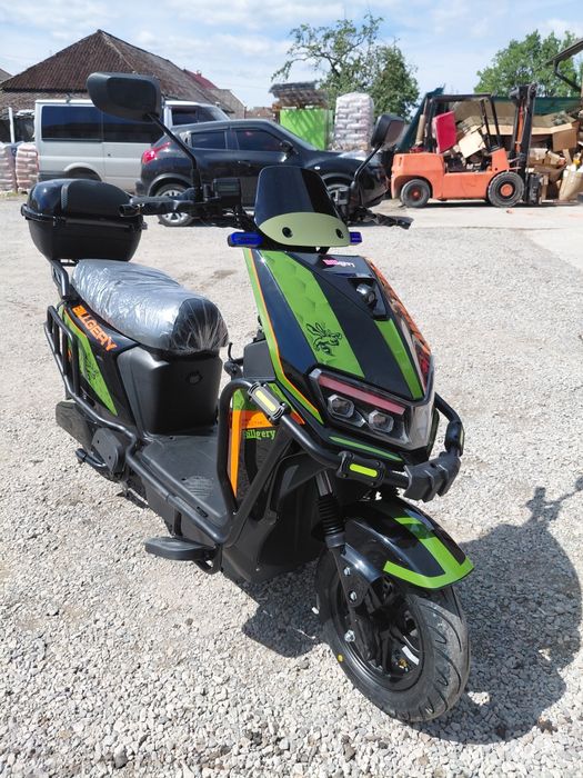 Електроскутер Corso 2000w