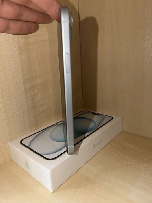 iPhone 15 Plus 128 GB BIAŁY/NIEBIESKI