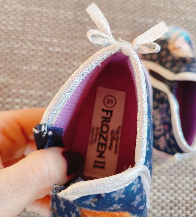 NOWE kapcie Kraina Lodu