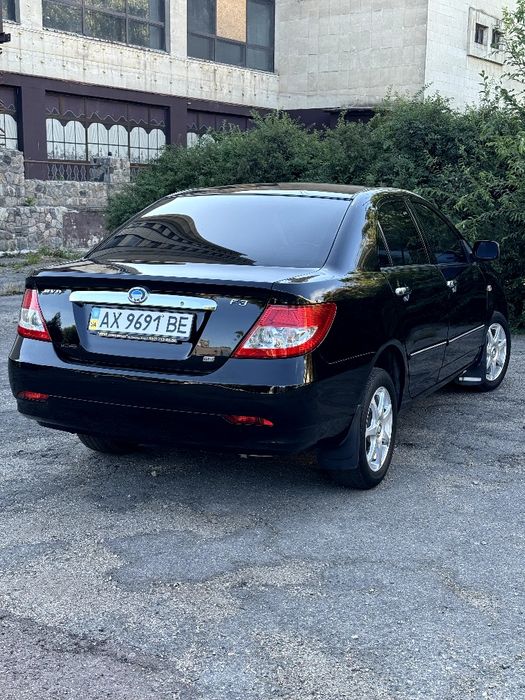 Продам BYD F3 official