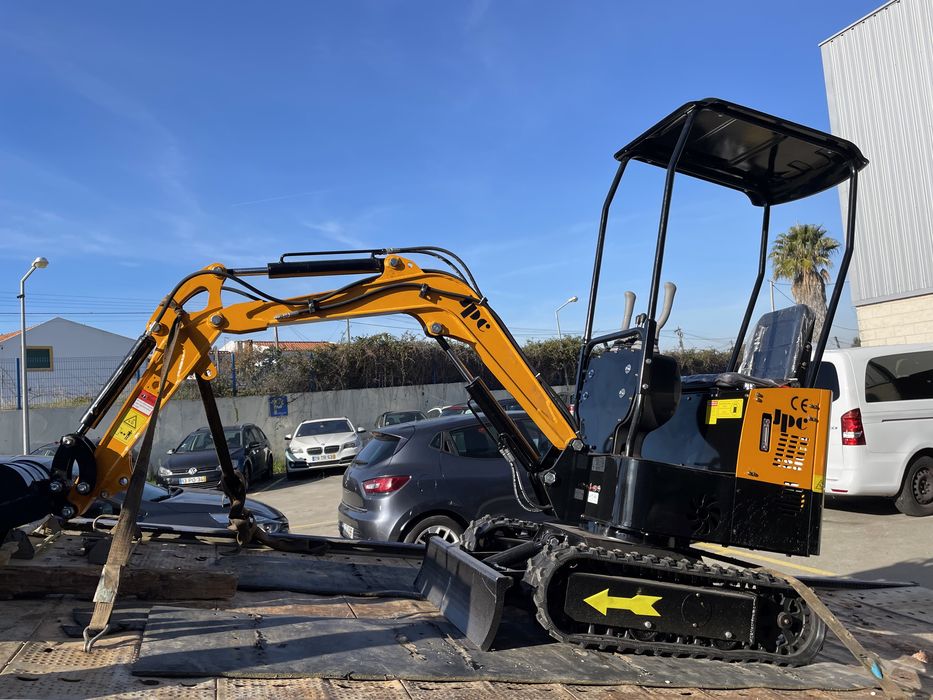 Mini escavadora aluguer
