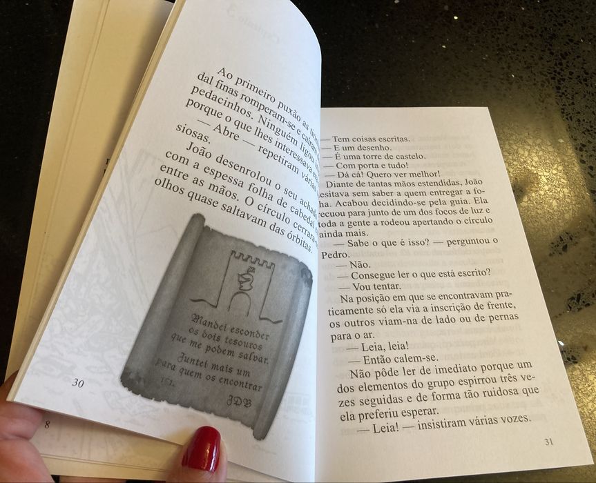 Livro “Uma Aventura no Castelo dos Três Tesouros”