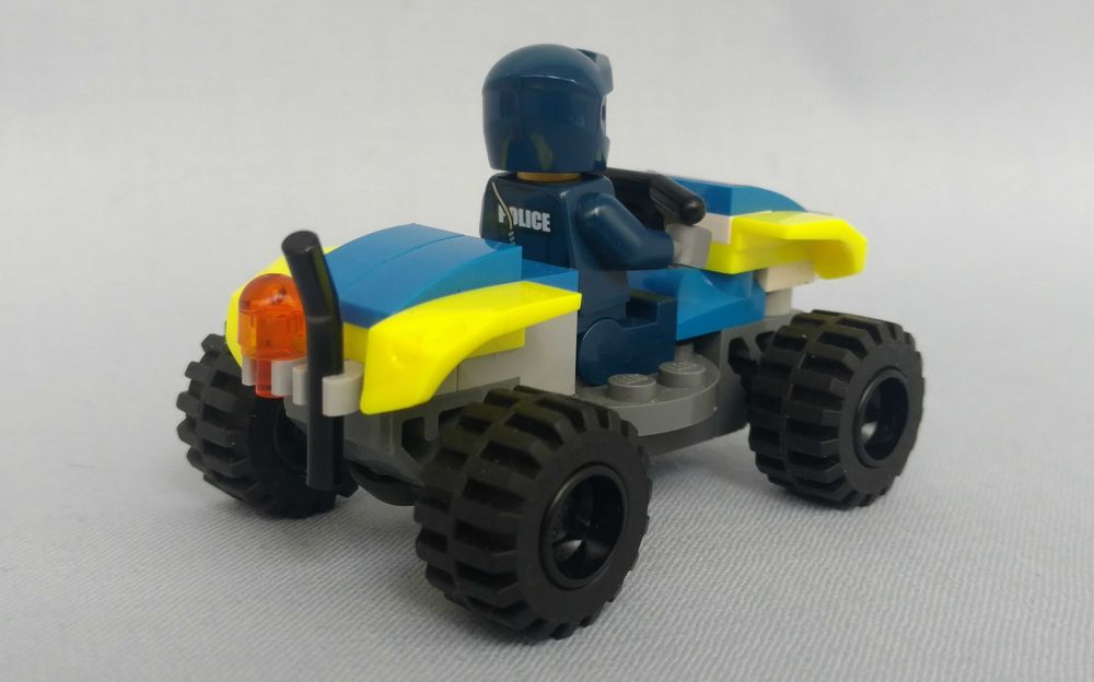 Минифигурки фигурки Lego Police  Academy  60372