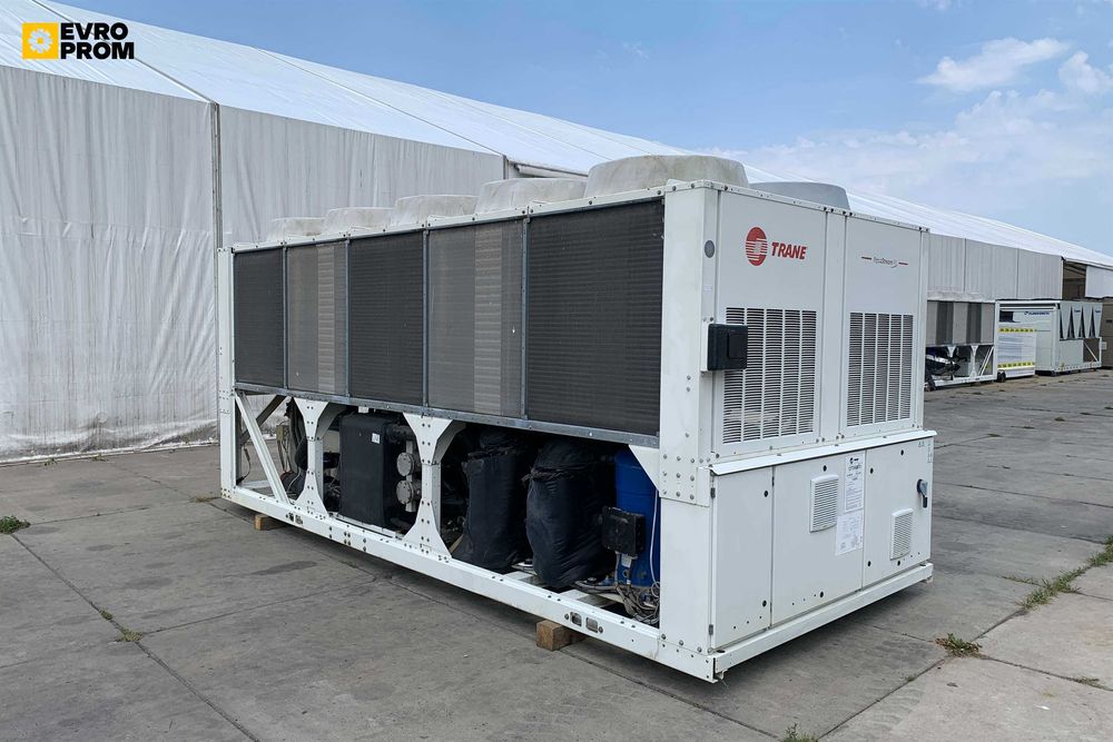 Chiller / Agregat wody lodowej TRANE CGAM140 380.9 KW. Używany. Gwarancja