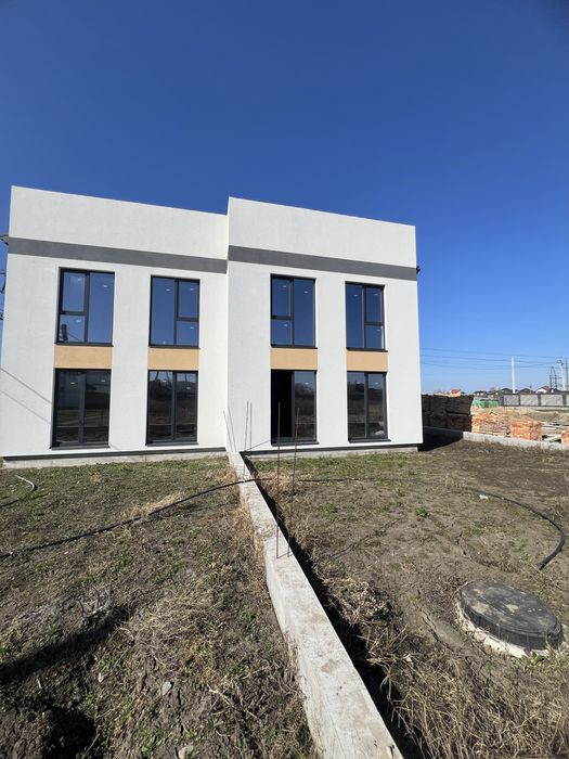 Продаж 2-поверхового котеджу в Обарові — від забудовника без комісії!