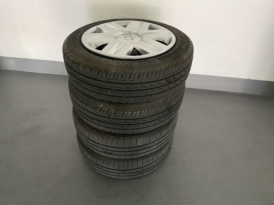4 Jantes com Pneus Renault