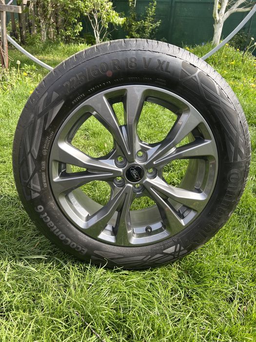 Резина  continental 225/60 R18 V XL с литым диском 7.5Jx18 ET 50