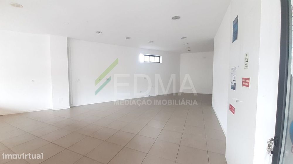 Loja para comprar, 54 m²