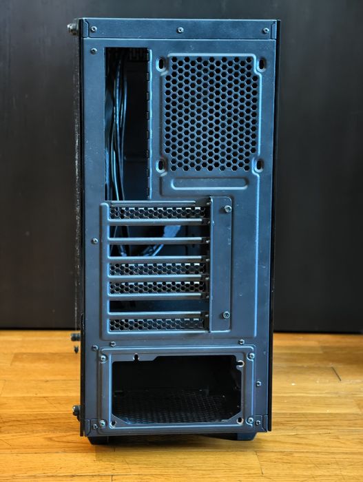 Caixa PC Thermaltake Core G21