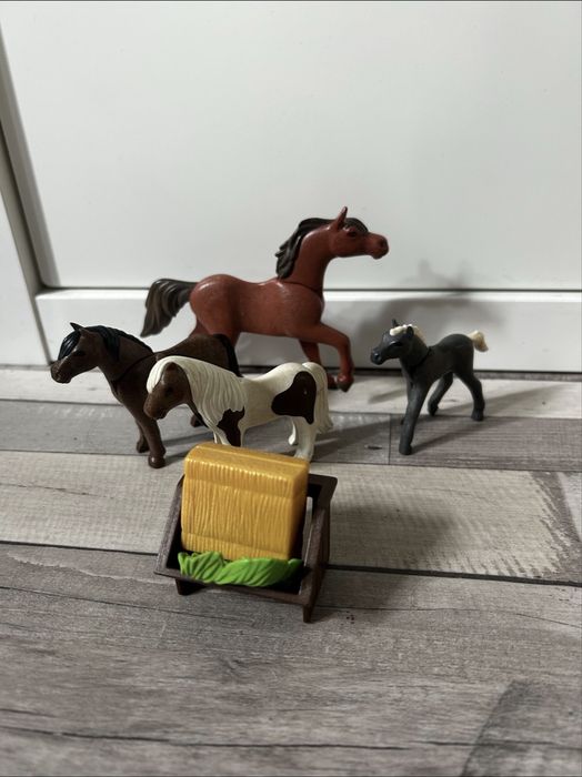 Play mobil konie