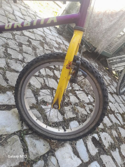 Bicicleta para criança usada