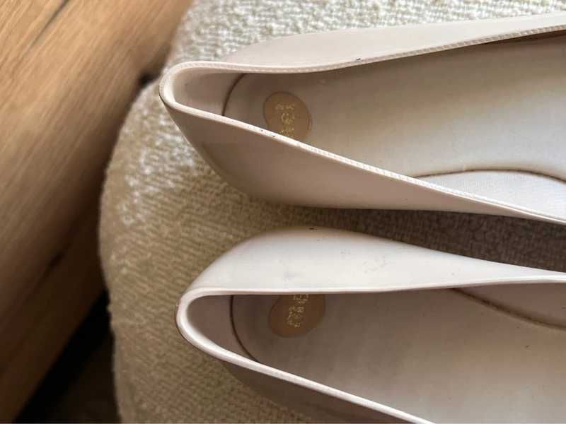 Mel by Melissa pudrowe balerinki rozmiar 38