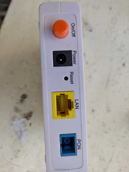 Оптический сетевой клиент (ONU) 1GE EPON e1001zh  б.у.