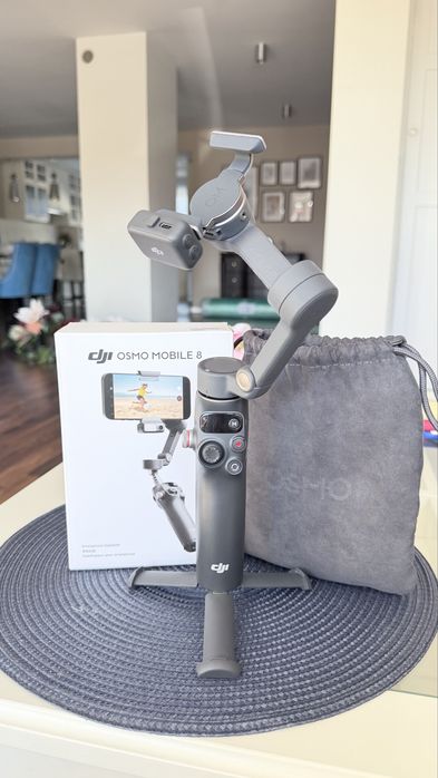 Gimbal dji osmo mobile 8