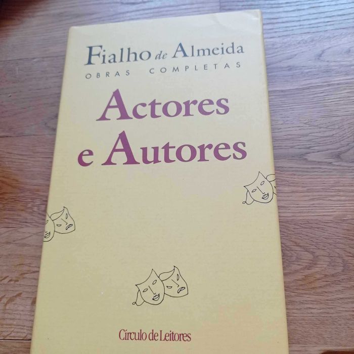 vendo vários livros da serie obras completas de Fialho de Almeida