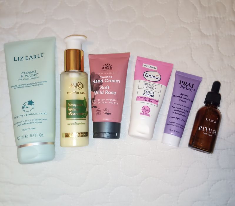 Косметика разная уходовая