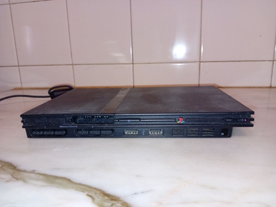 PlayStation 2 Slim