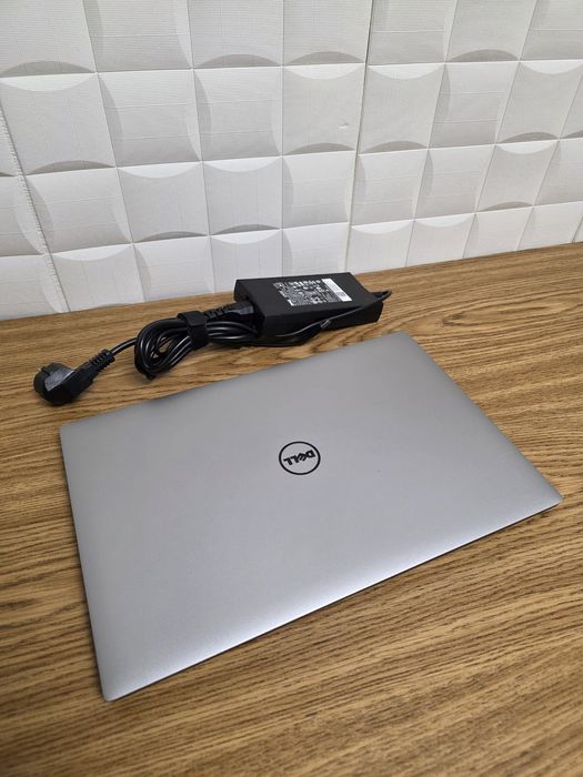 Игровой топовый Dell 15.6" / Core i7 / Quadro / 16GB / SSD 512 Gb