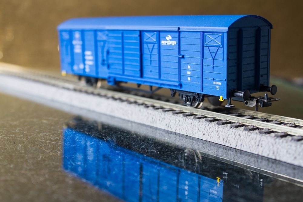 Wagon towarlowy kryty 2-osiowy serii Gbs - PIKO 54961