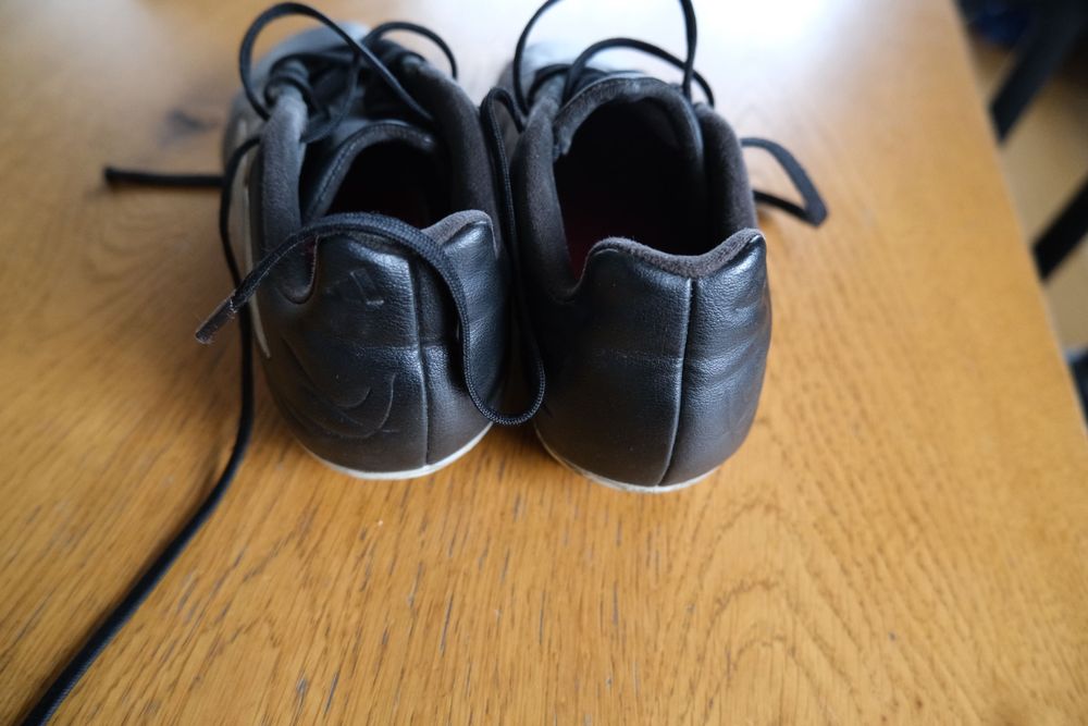 adidas korki   buty do piłki nożnej  r. 33.5