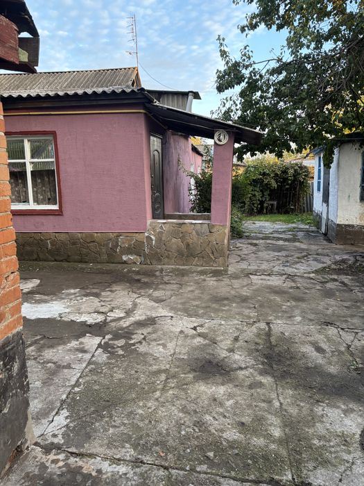 Продам будинок в місті Берестин