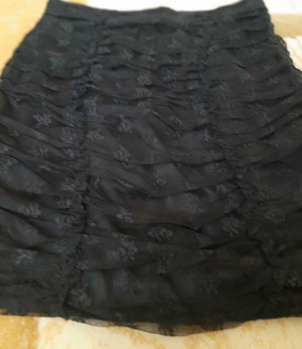 Юбка черная Monton на подкладке, размер 40