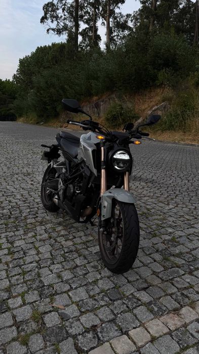 Honda CB125R 2022