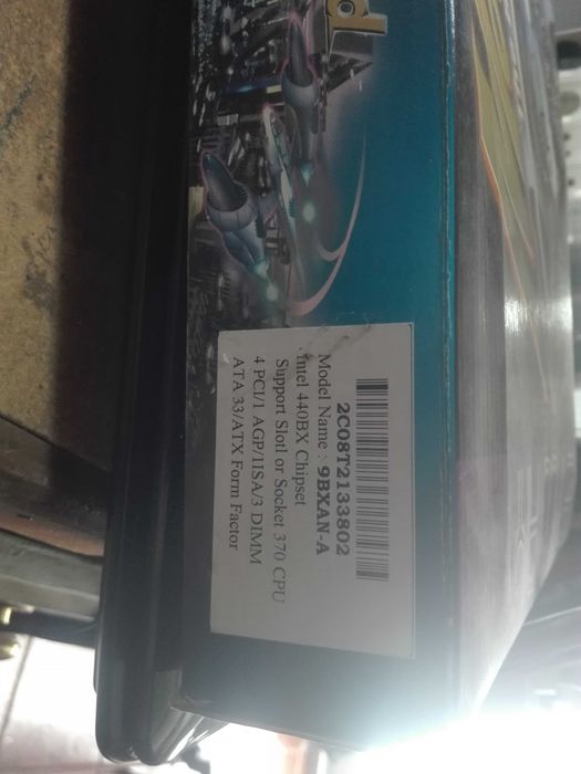 ATX Motherboard Pentium Slot 1 – Pentium 3 Processor 450 MHz (SL37C)64752311438209124