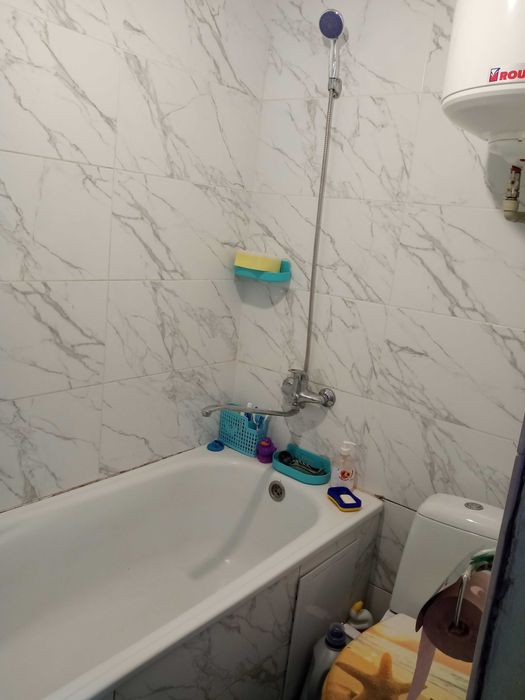 Продаж 2 кім. квартири з мансардою у с. Зимна Вода