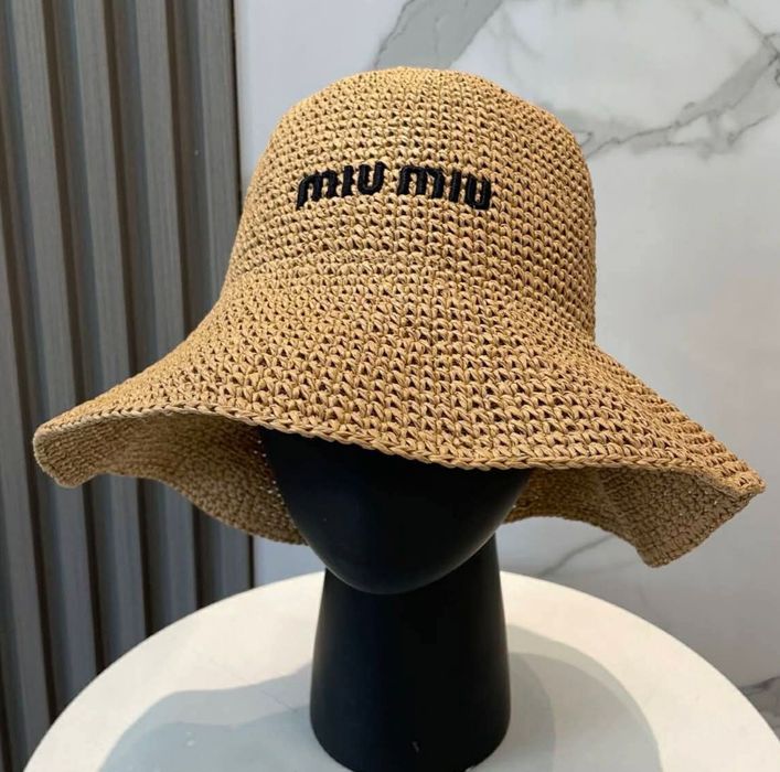 Kapelusz damski z rafii Miu Miu