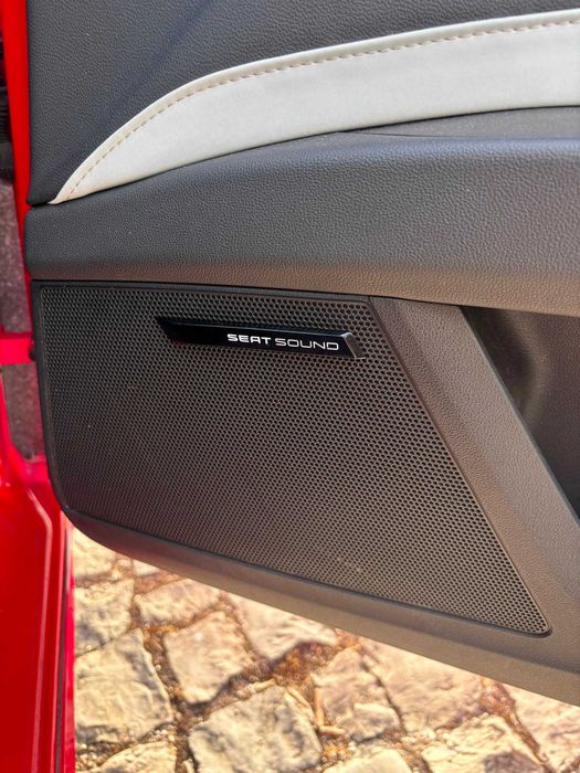 SEAT Leon — fotografia 11