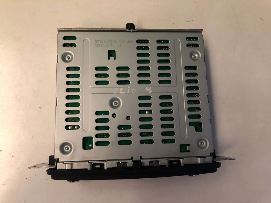 RENAULT CLIO IV 4 AUTO RADIO - R155