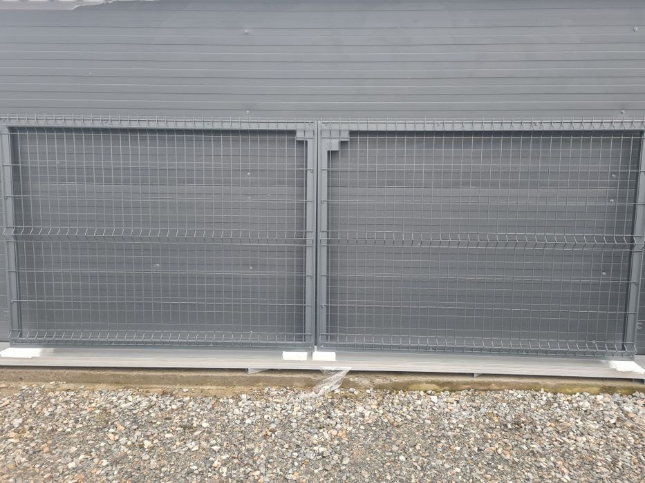 OKAZJA Brama panelowa z  furtką