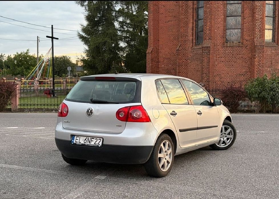 Volkswagen Golf 1,9 dissel 2007 Год