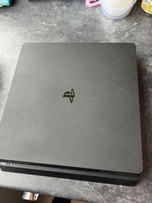 Playstation 4 PS4 slim