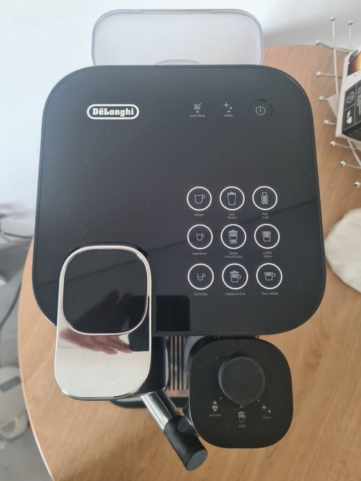 Кавоварка De'Longhi Nespresso EN640.B.