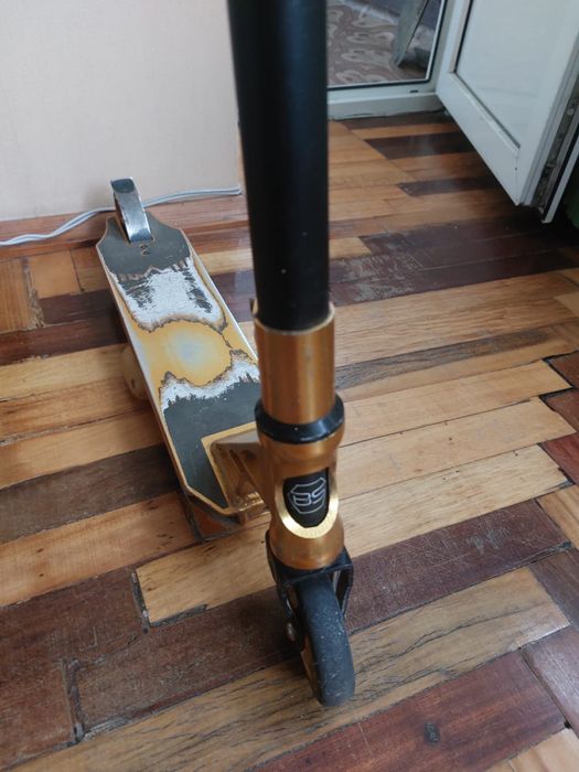 Продам самокат Best Scooter