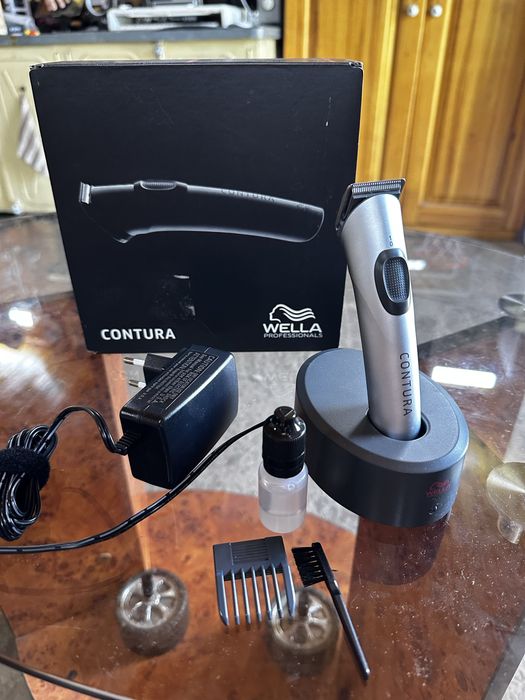 Як нова Машинка для стрижки Wella Professionals Contura HS62 230V EU