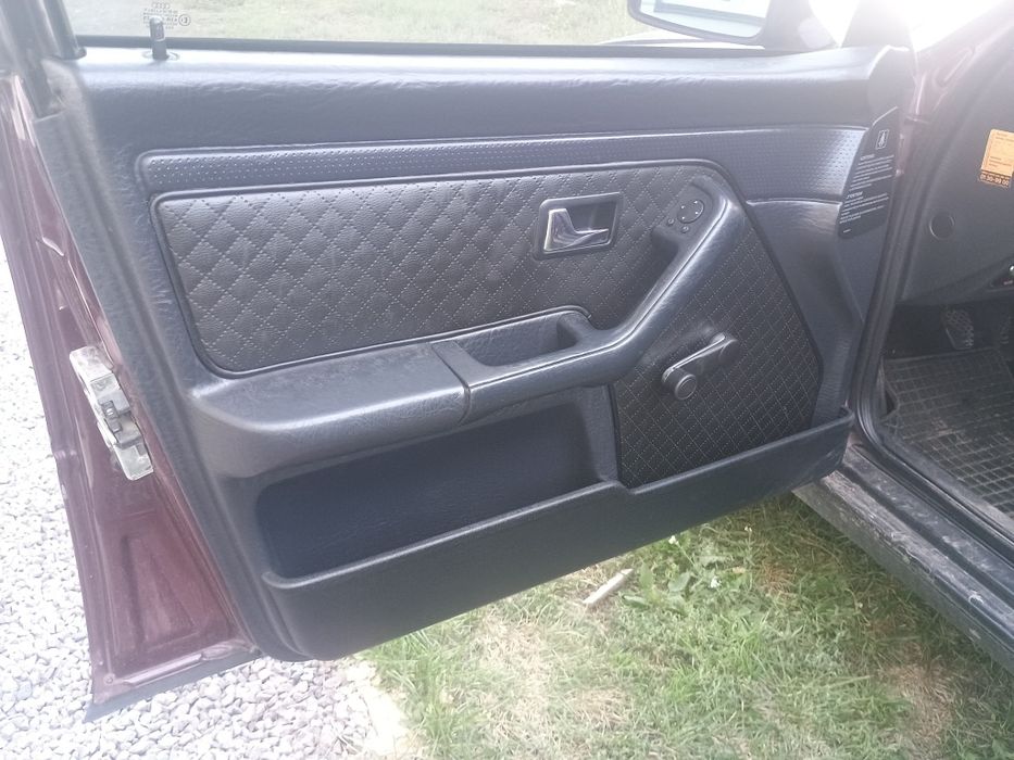 продам Ауди 80 б4