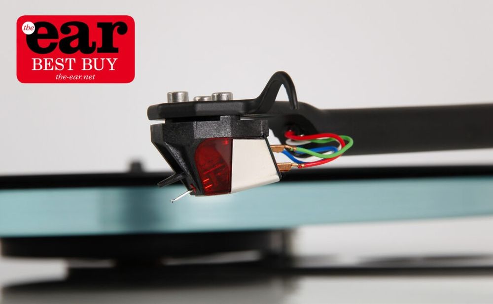 Rega Planar 6 gira-discos
