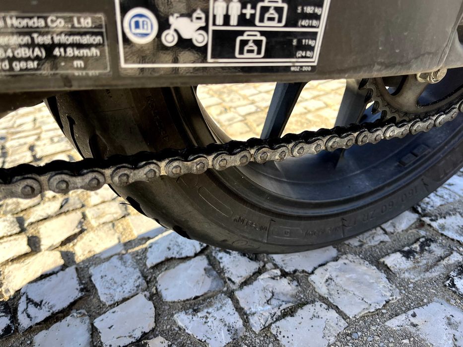 Mota Honda CB500F 2022